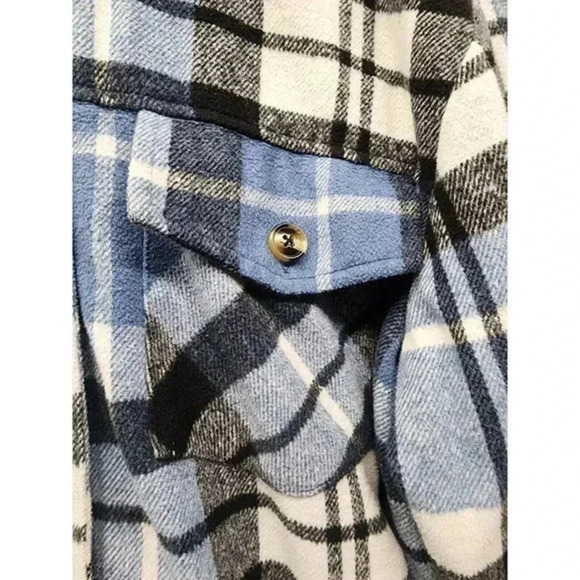 Active USA Blue Black White Plaid Sherpa Lined Shacket Women’s Size L Wool Blend - Picture 3 of 10